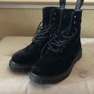 Black Velvet Doc Martens size 8 women’s